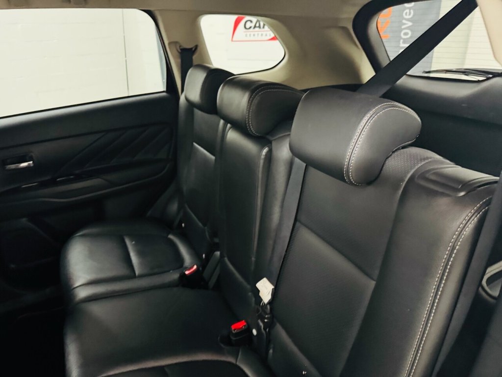 Used Mitsubishi Outlander 2016 for sale - 76496814: Photo 22