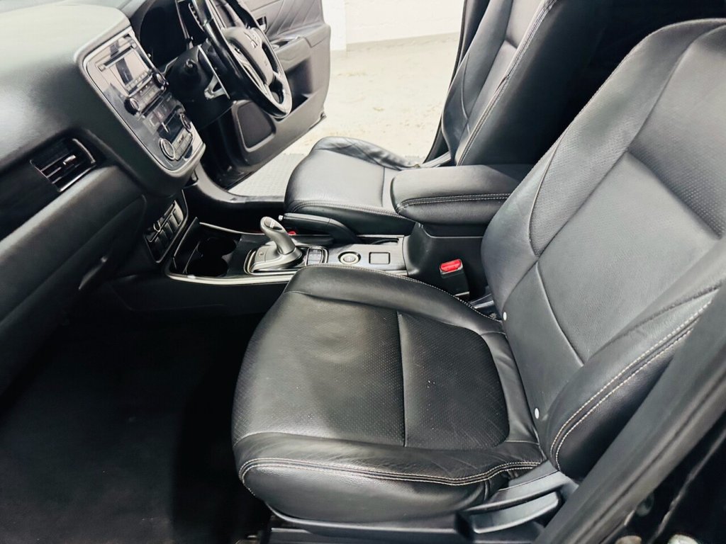 Used Mitsubishi Outlander 2016 for sale - 76496814: Photo 25