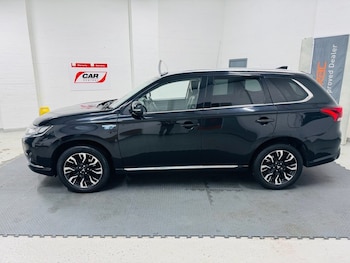 Used Mitsubishi Outlander 2016 for sale - 76496814: Photo