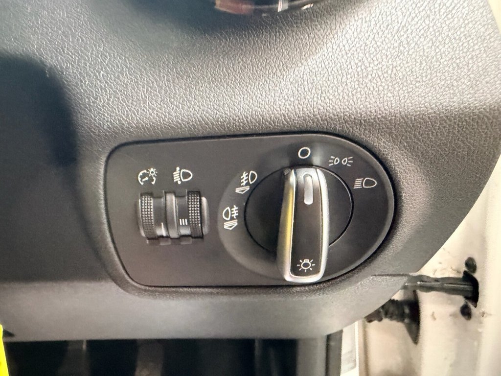 Used Audi A1 2015 for sale - 76962102: Photo 21