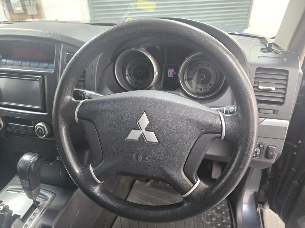 Used Mitsubishi Shogun 2007 for sale - 77976635: Photo 12