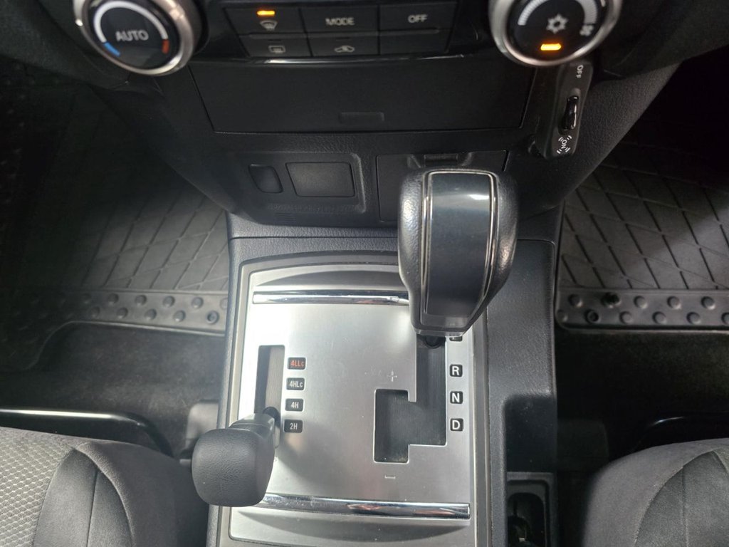 Used Mitsubishi Shogun 2007 for sale - 77976635: Photo 31