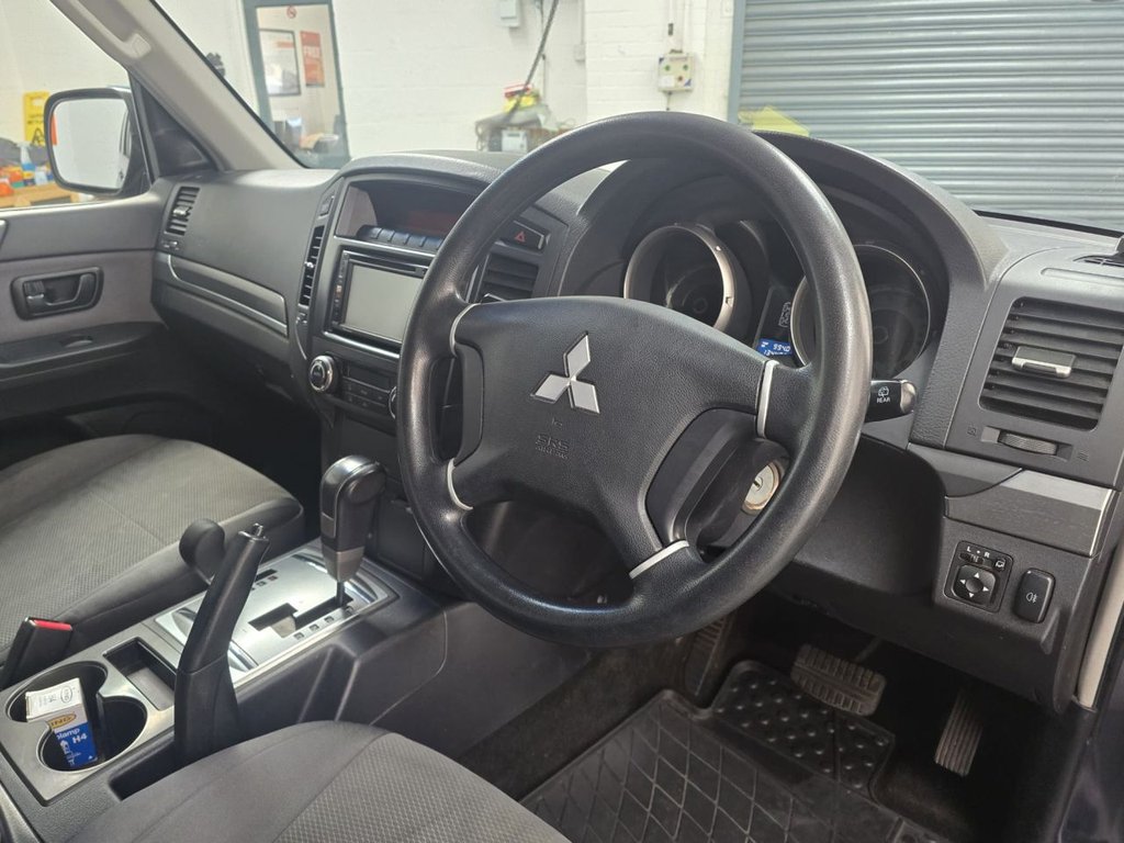 Used Mitsubishi Shogun 2007 for sale - 77976635: Photo 9