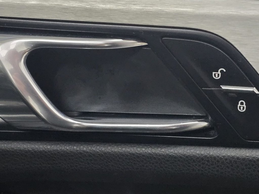 Used Porsche Macan 2017 for sale - 77422270: Photo 11