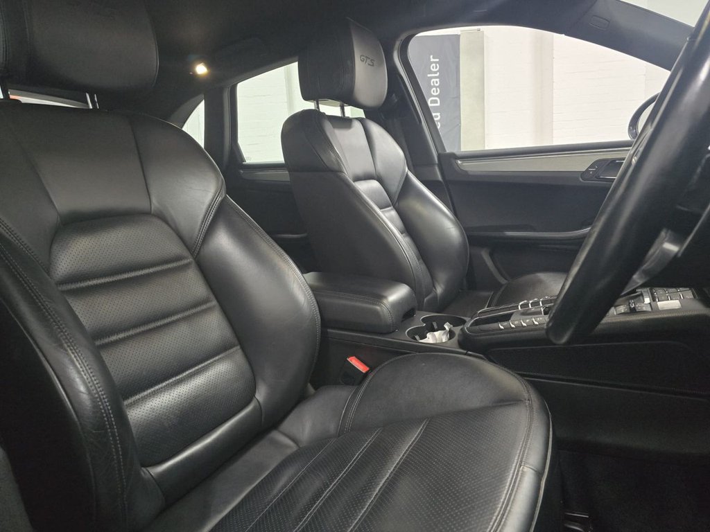 Used Porsche Macan 2017 for sale - 77422270: Photo 12