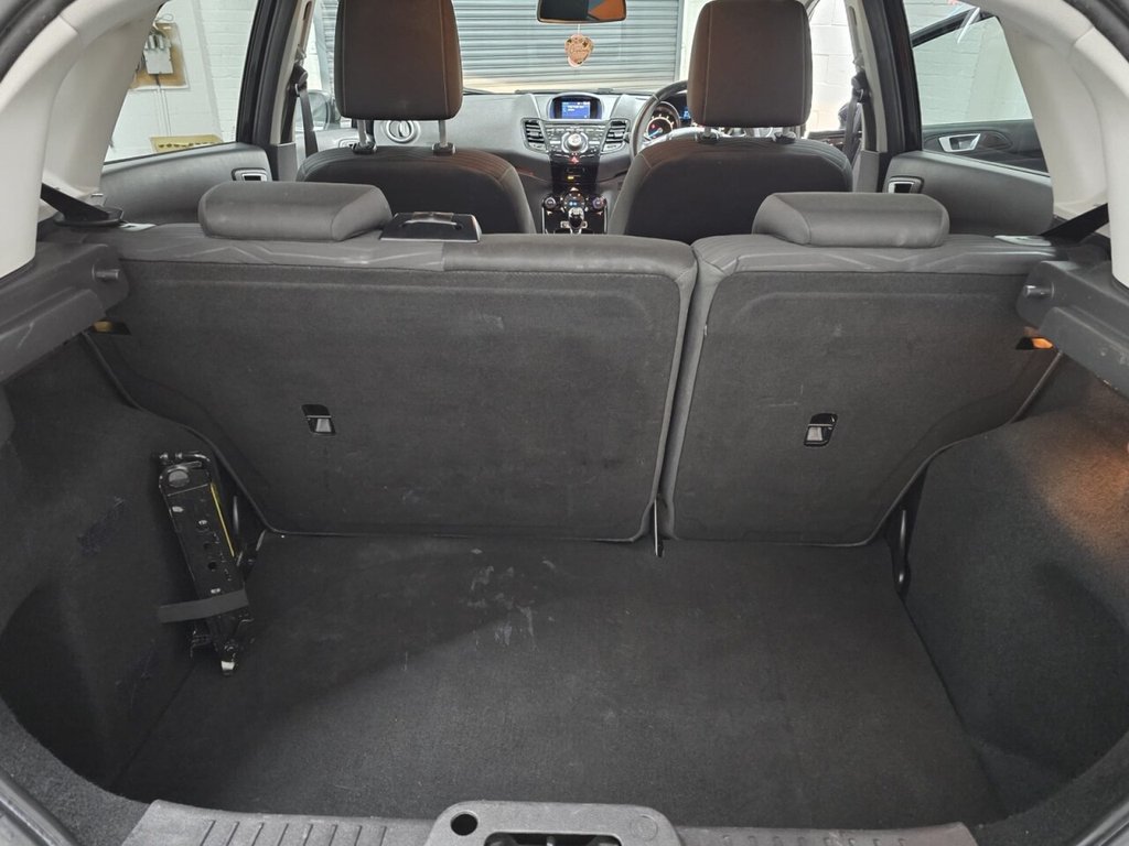 Used Ford Fiesta 2013 for sale - 77558084: Photo 21