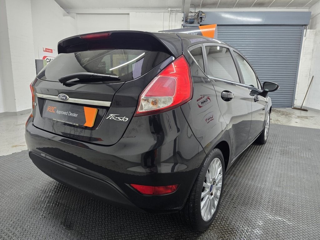 Used Ford Fiesta 2013 for sale - 77558084: Photo 6