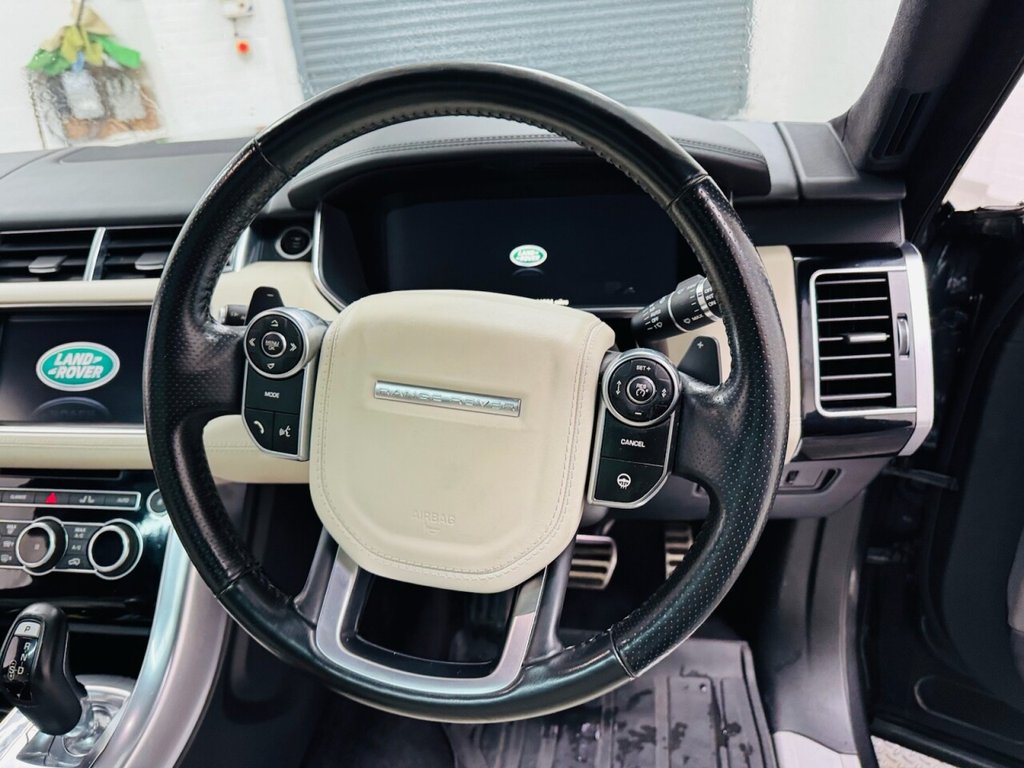 Used Land Rover Range Rover Sport 2015 for sale - 76686285: Photo 15