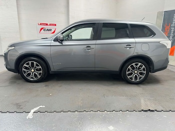 Used Mitsubishi Outlander 2015 for sale - 79343863: Photo