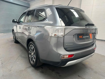 Used Mitsubishi Outlander 2015 for sale - 79343863: Photo