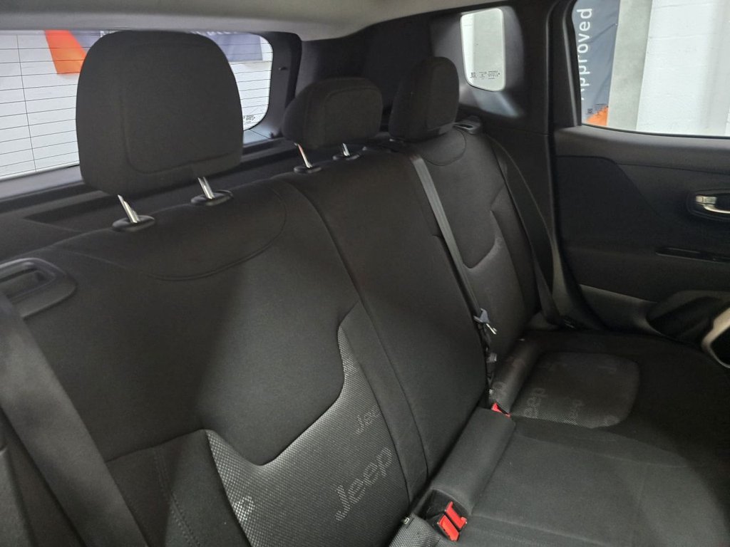 Used Jeep Renegade 2016 for sale - 77748900: Photo 14