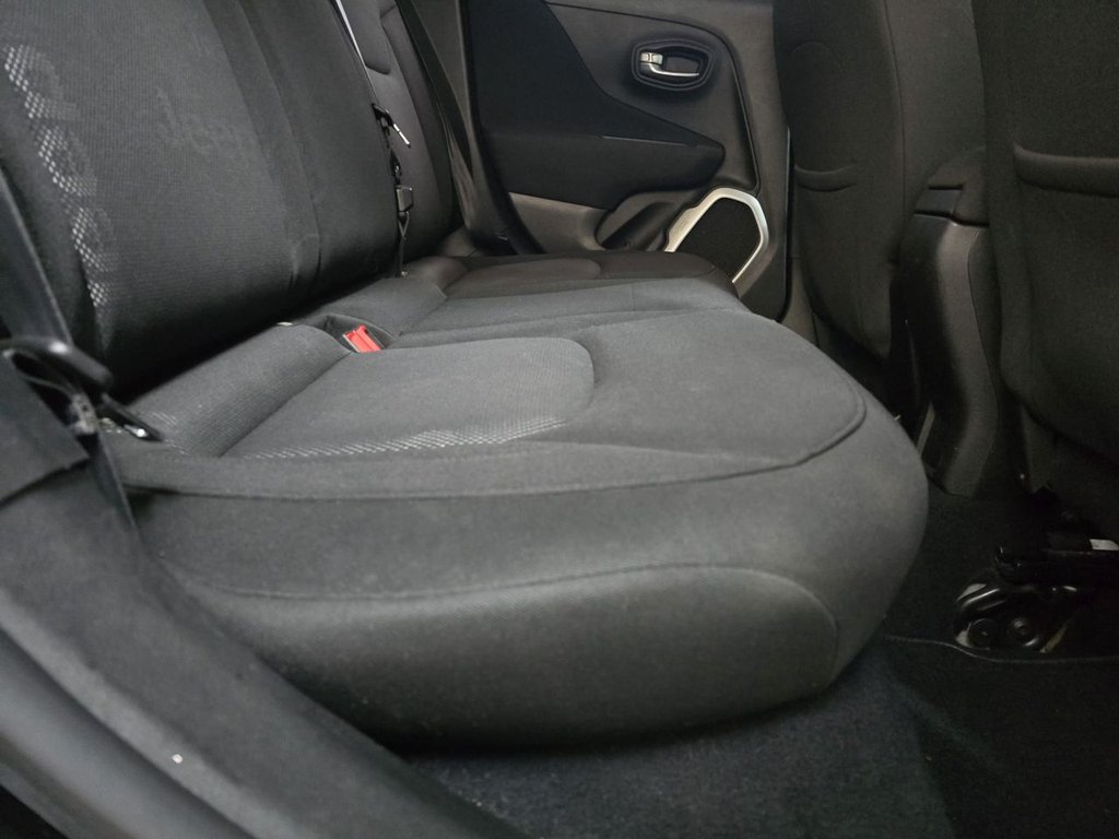 Used Jeep Renegade 2016 for sale - 77748900: Photo 15