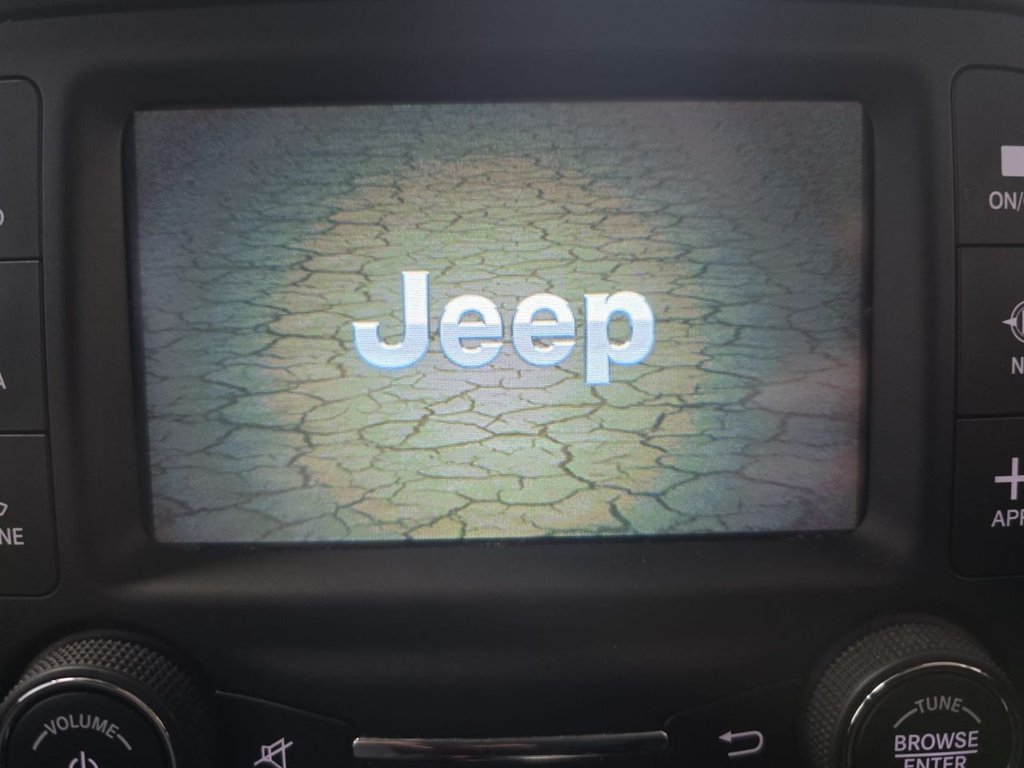 Used Jeep Renegade 2016 for sale - 77748900: Photo 27