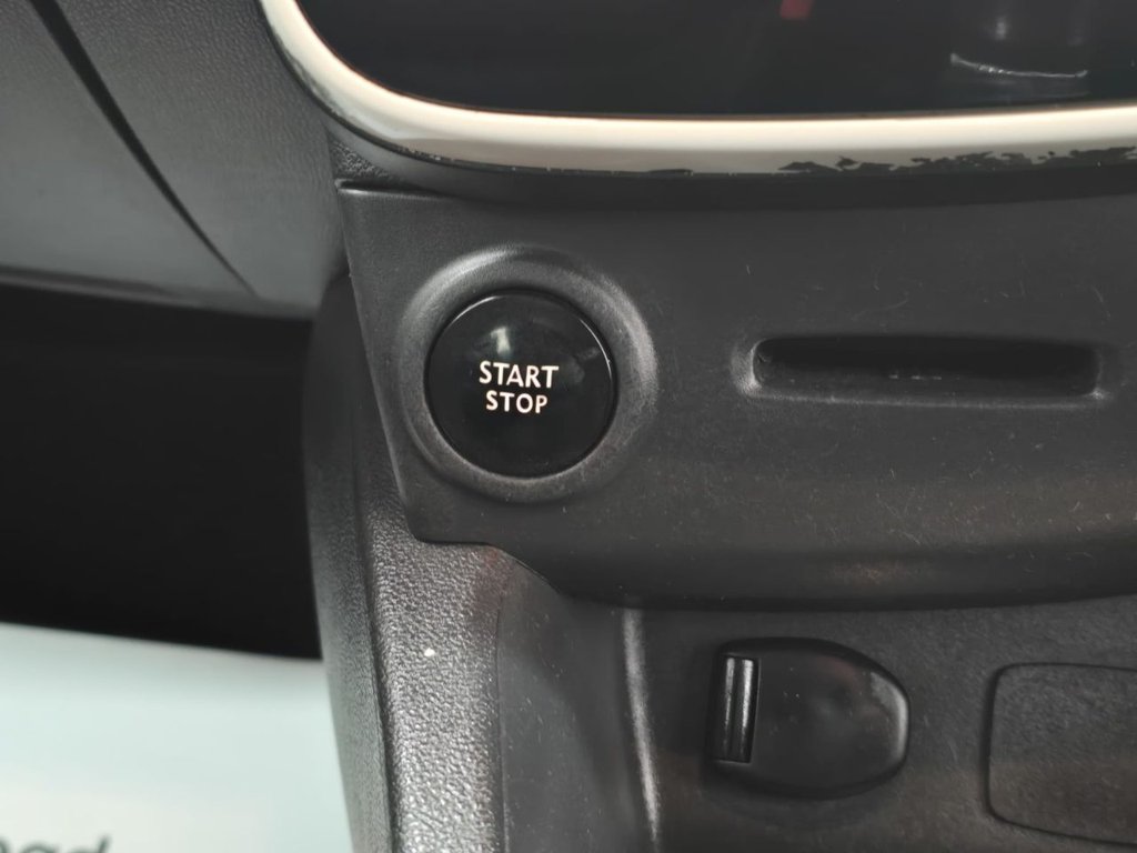 Used Renault Clio 2016 for sale - 77609066: Photo 27