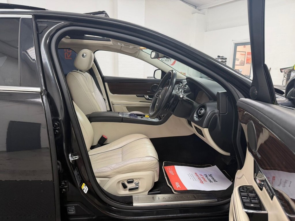 Used Jaguar XJ 2012 for sale - 77075480: Photo 9