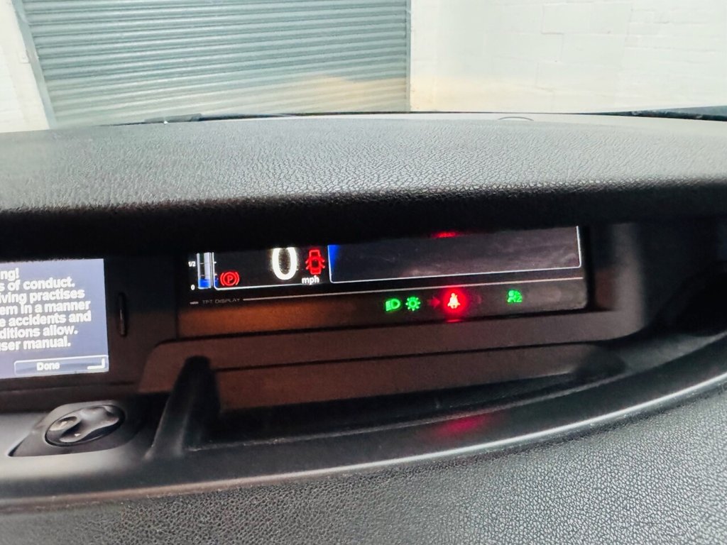 Used Renault Scenic 2015 for sale - 76841063: Photo 17