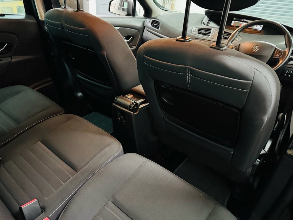 Used Renault Scenic 2015 for sale - 76841063: Photo 21