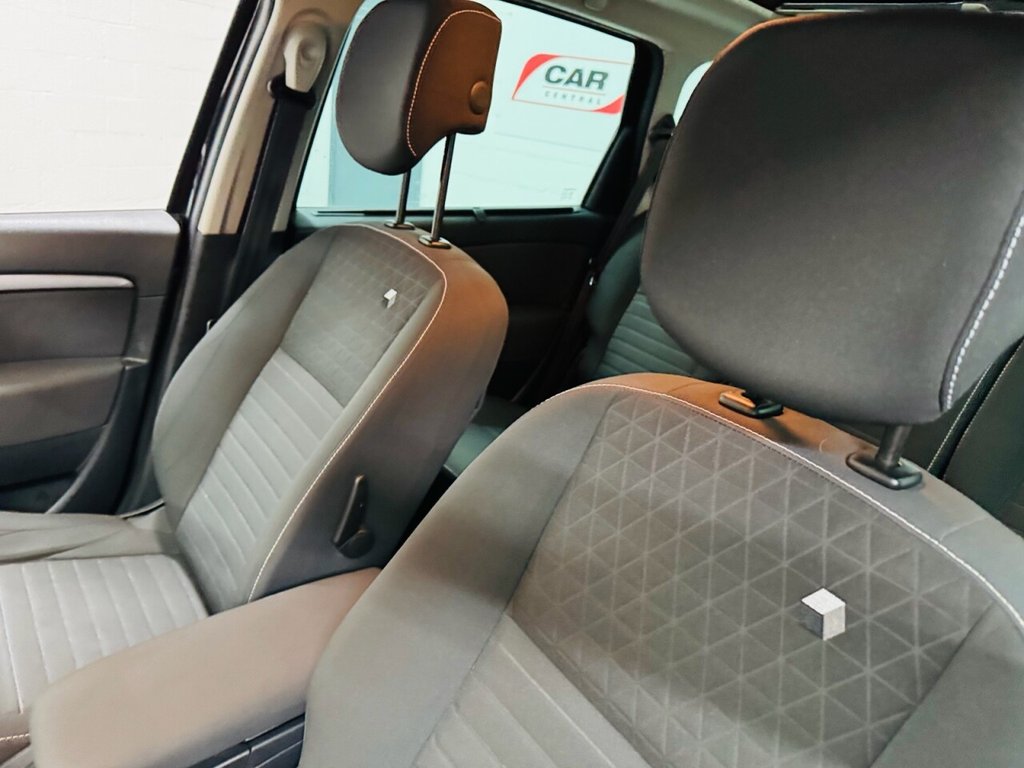 Used Renault Scenic 2015 for sale - 76841063: Photo 26