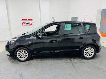 Used Renault Scenic 2015 for sale - 76841063: Photo