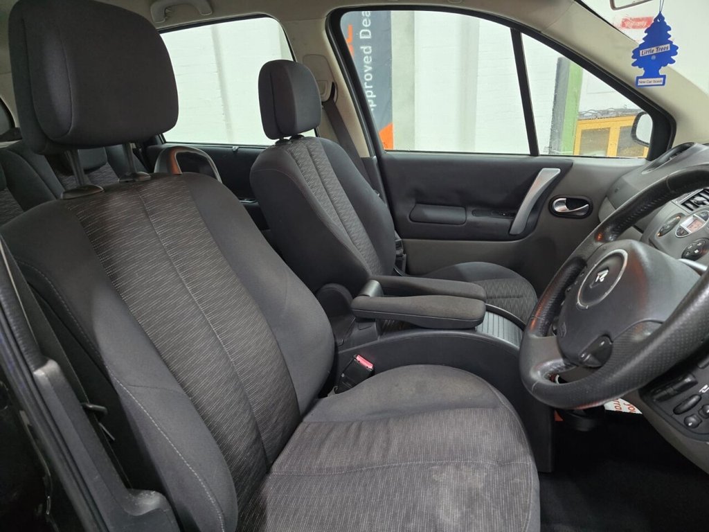 Used Renault Scenic 2009 for sale - 77383932: Photo 11