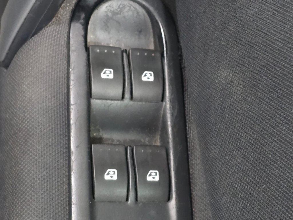 Used Renault Scenic 2009 for sale - 77383932: Photo 17