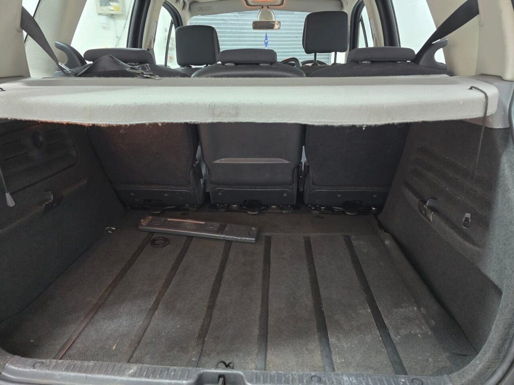 Used Renault Scenic 2009 for sale - 77383932: Photo 23