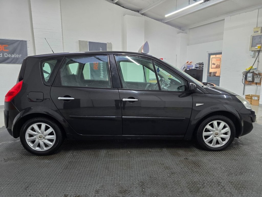 Used Renault Scenic 2009 for sale - 77383932: Photo 7