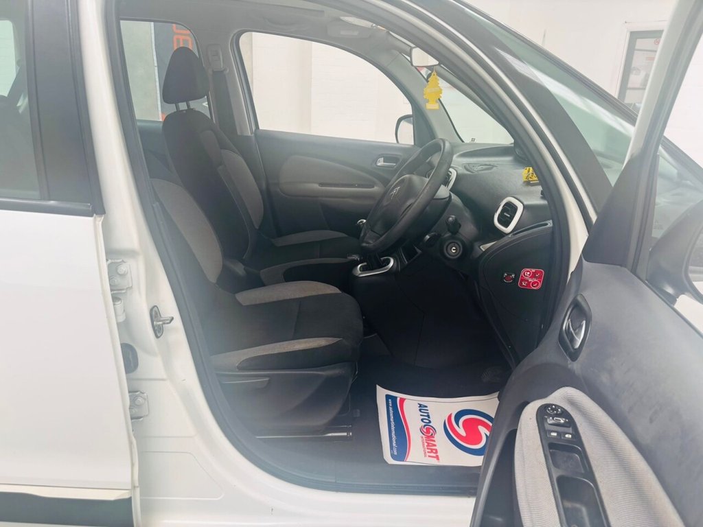 Used Citroen C3 Picasso 2013 for sale - 76546432: Photo 9