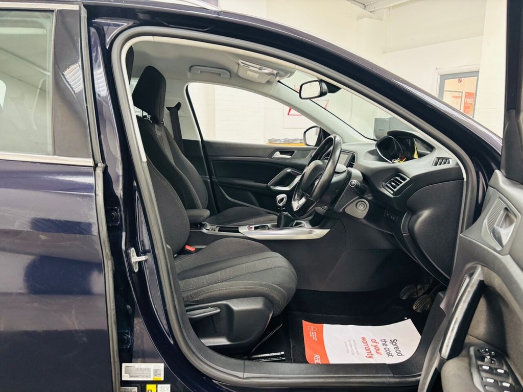 Used Peugeot 308 2016 for sale - 76570091: Photo 10
