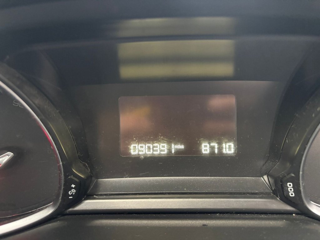 Used Peugeot 308 2016 for sale - 76570091: Photo 11