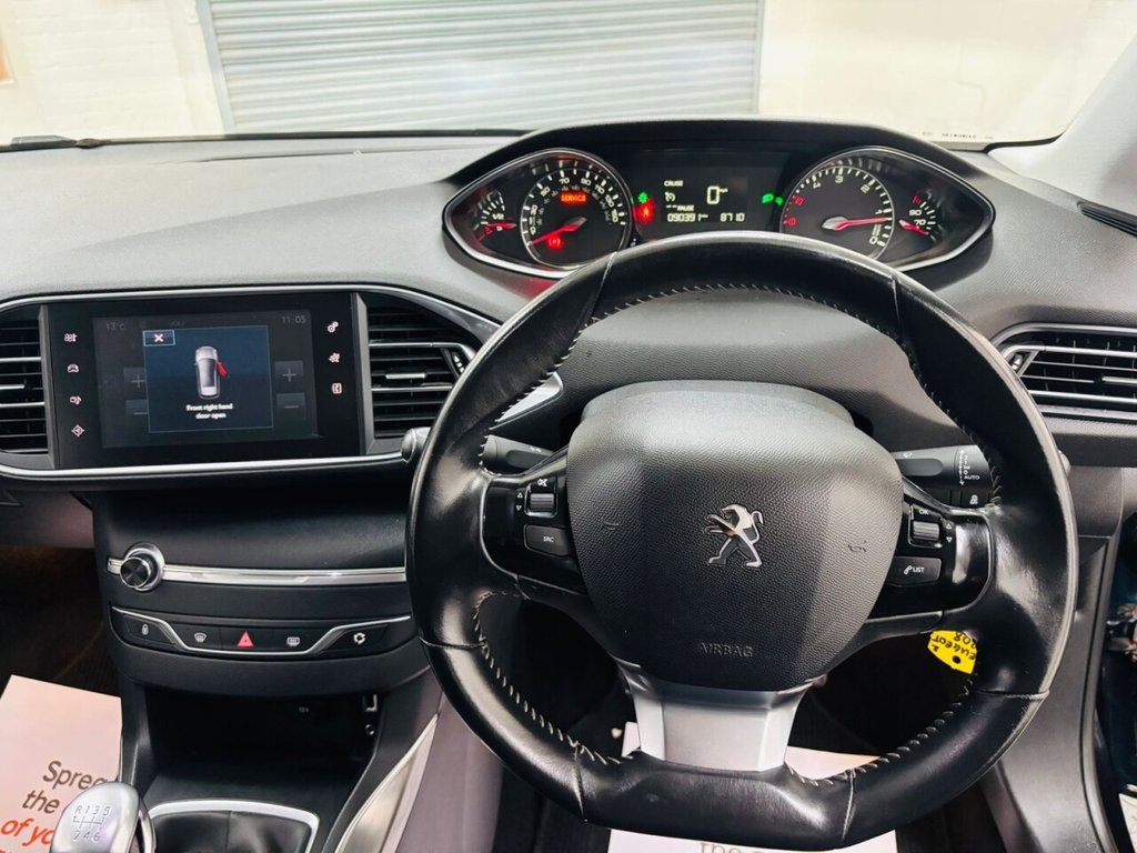 Used Peugeot 308 2016 for sale - 76570091: Photo 14