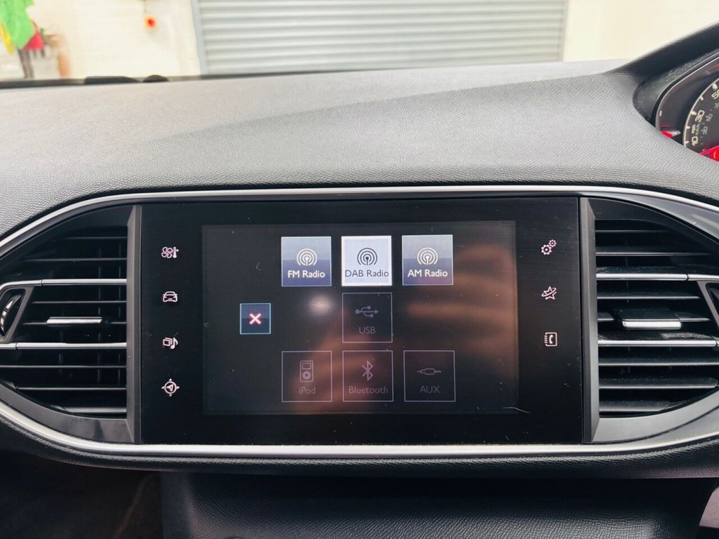 Used Peugeot 308 2016 for sale - 76570091: Photo 15