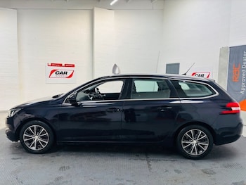 Used Peugeot 308 2016 for sale - 76570091: Photo