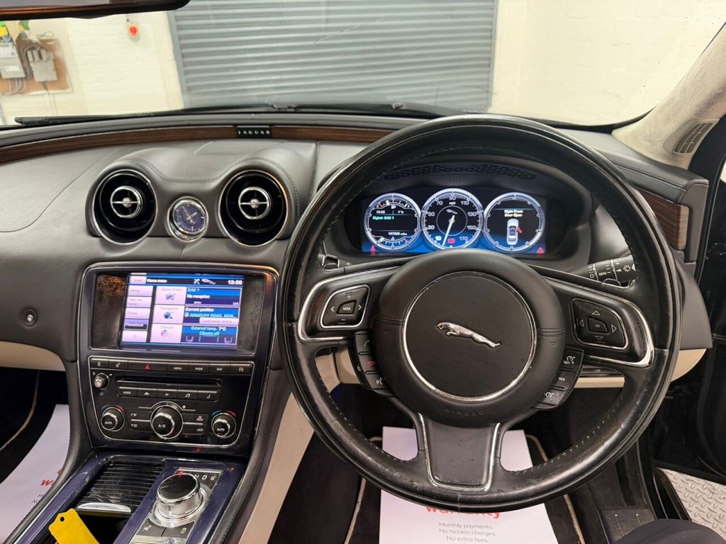 Used Jaguar XJ 2012 for sale - 76934458: Photo 13