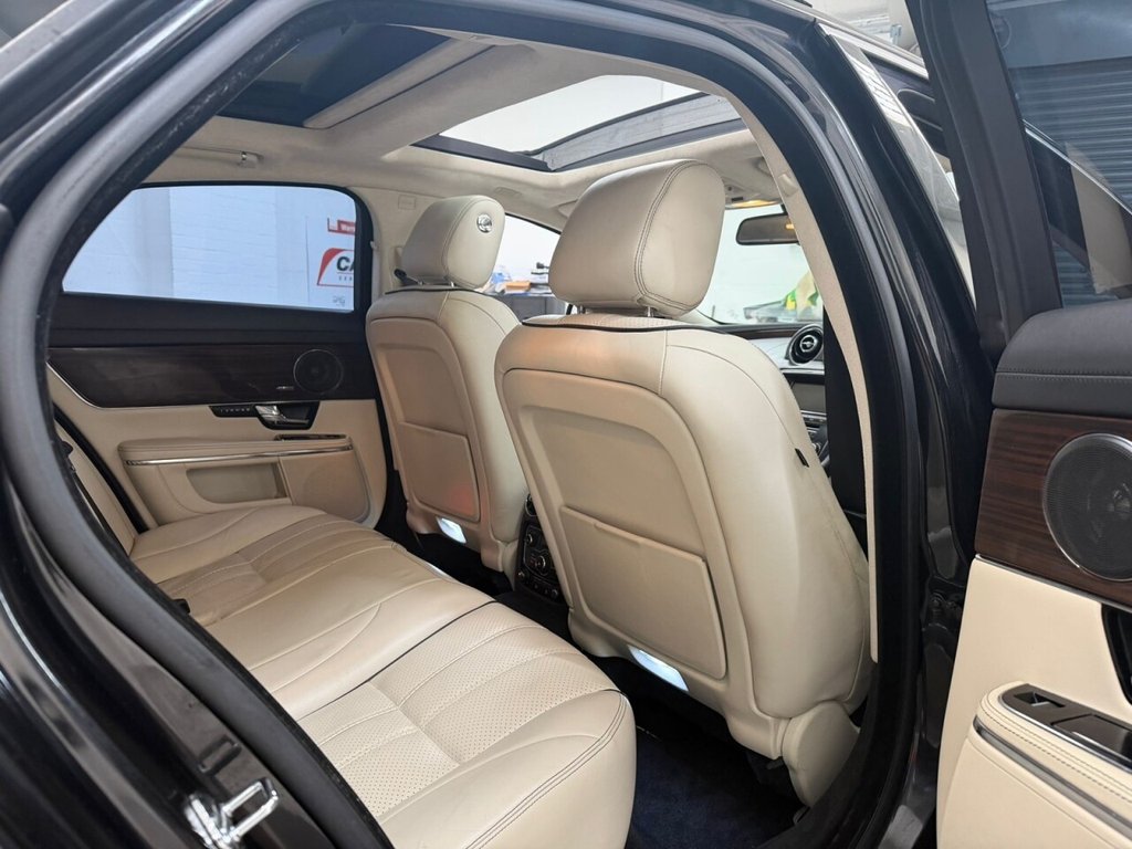Used Jaguar XJ 2012 for sale - 76934458: Photo 26
