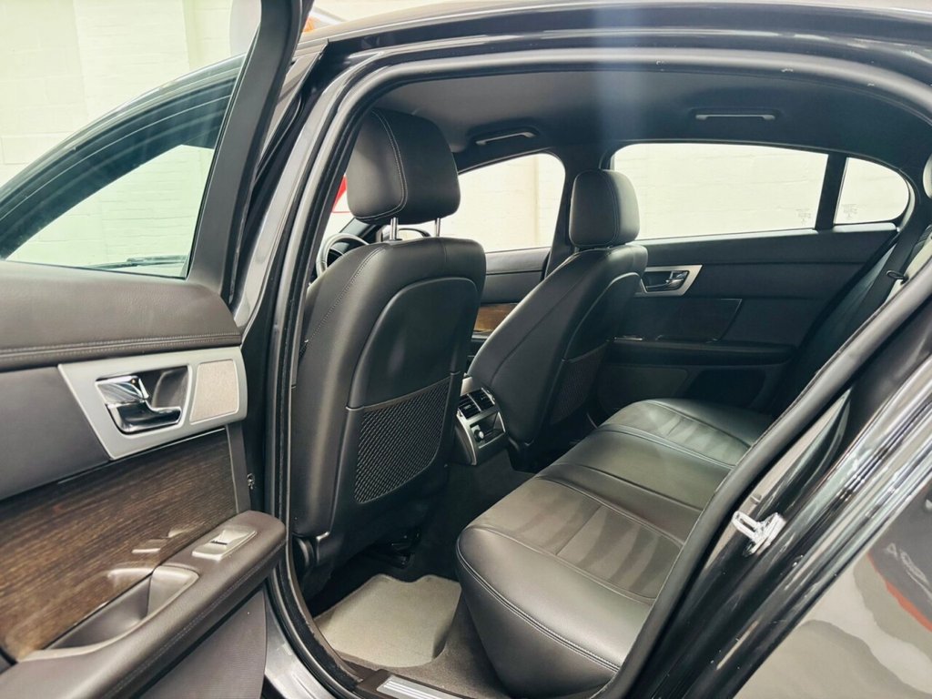 Used Jaguar XF 2014 for sale - 76396400: Photo 23