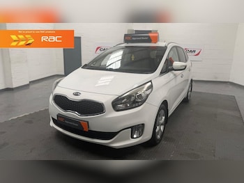 Used Kia Carens 2015 for sale - 78501313: Photo