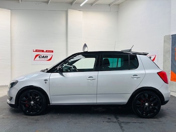 Used Skoda Fabia 2014 for sale - 76604793: Photo