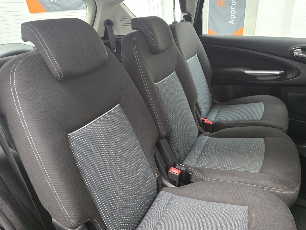 Used Ford S-Max 2012 for sale - 77879981: Photo 15