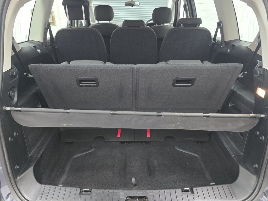 Used Ford S-Max 2012 for sale - 77879981: Photo 16