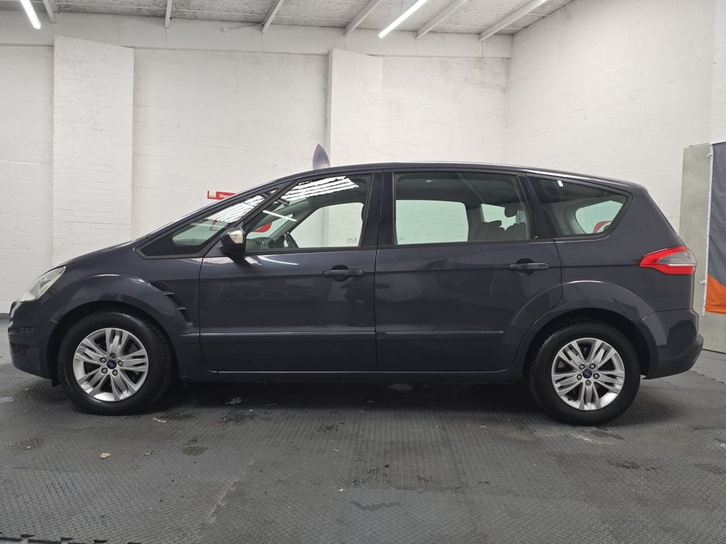 Used Ford S-Max 2012 for sale - 77879981: Photo 3