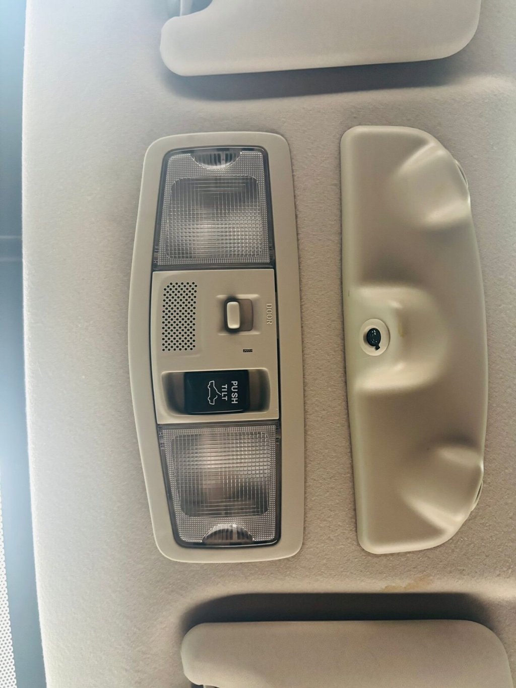 Used Mitsubishi Outlander 2015 for sale - 76546832: Photo 25