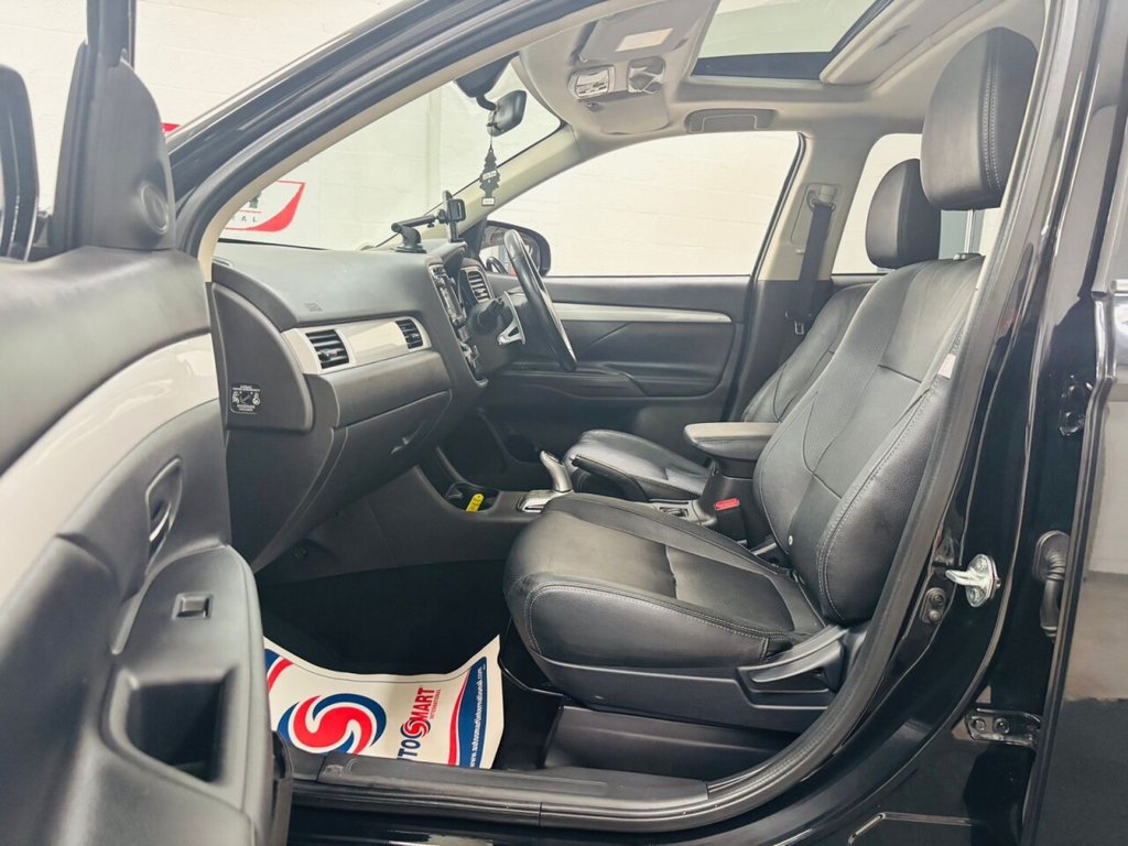 Used Mitsubishi Outlander 2015 for sale - 76546832: Photo 28