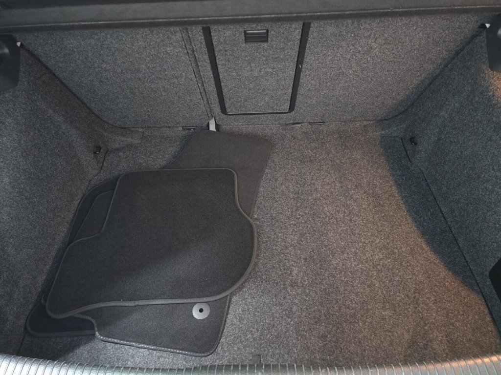 Used Volkswagen Golf 2012 for sale - 77288091: Photo 20