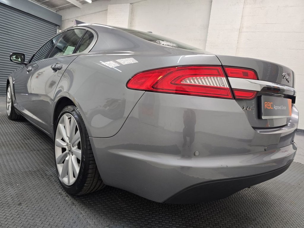 Used Jaguar XF 2012 for sale - 77583876: Photo 4