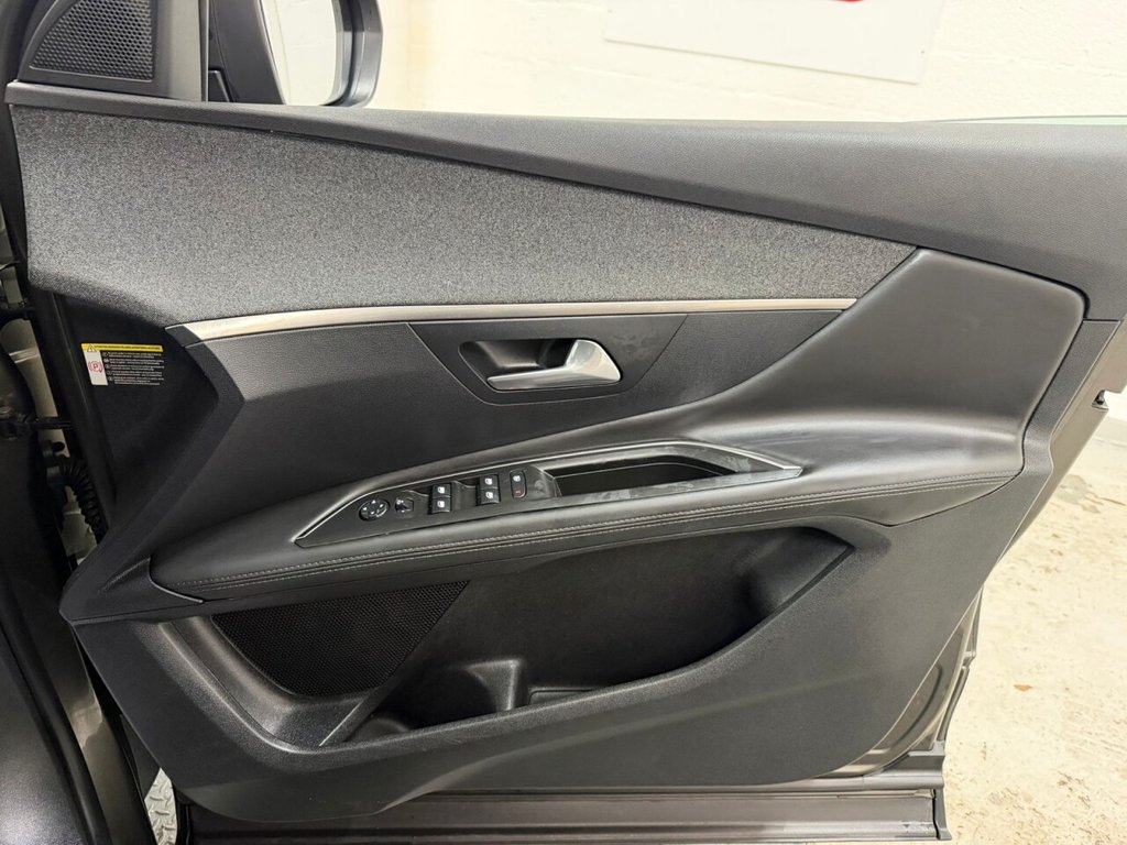 Used Peugeot 3008 2018 for sale - 77153843: Photo 19