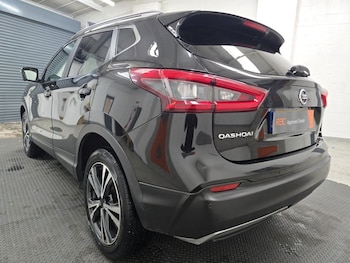 Used Nissan Qashqai 2018 for sale - 77547395: Photo