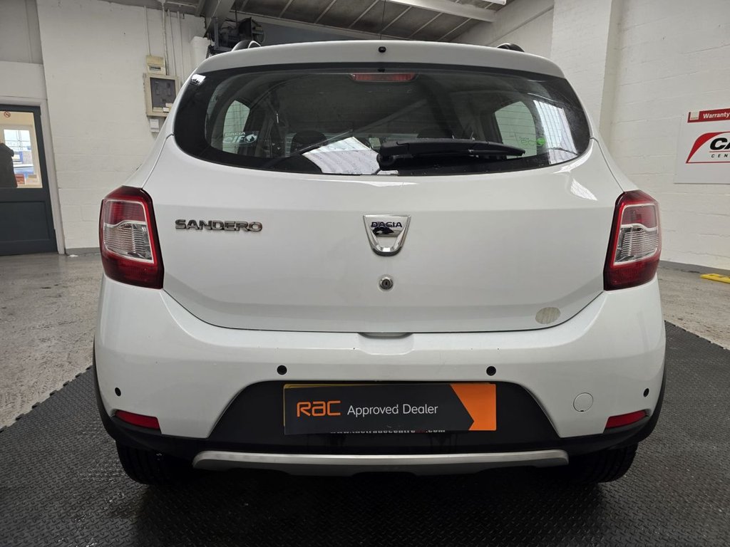 Used Dacia Sandero Stepway 2015 for sale - 77313318: Photo 5