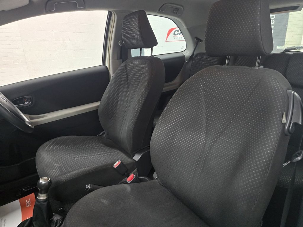 Used Toyota Yaris 2011 for sale - 77571415: Photo 15