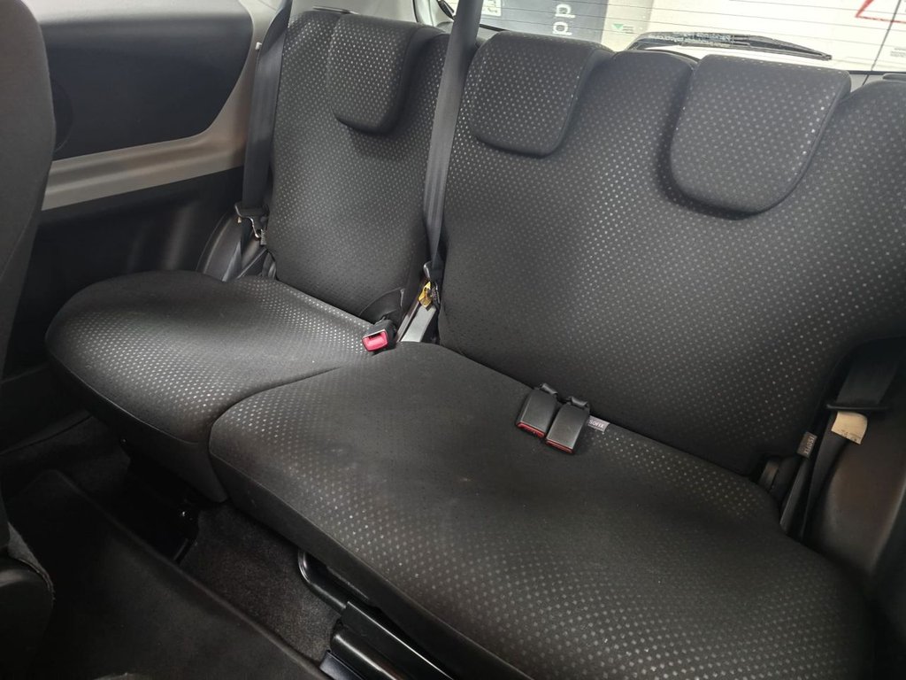 Used Toyota Yaris 2011 for sale - 77627364: Photo 14